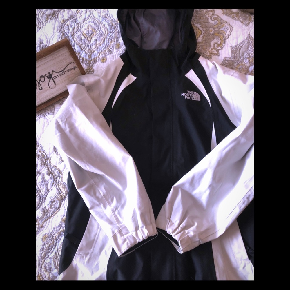 💥 girls size medium north face jacket